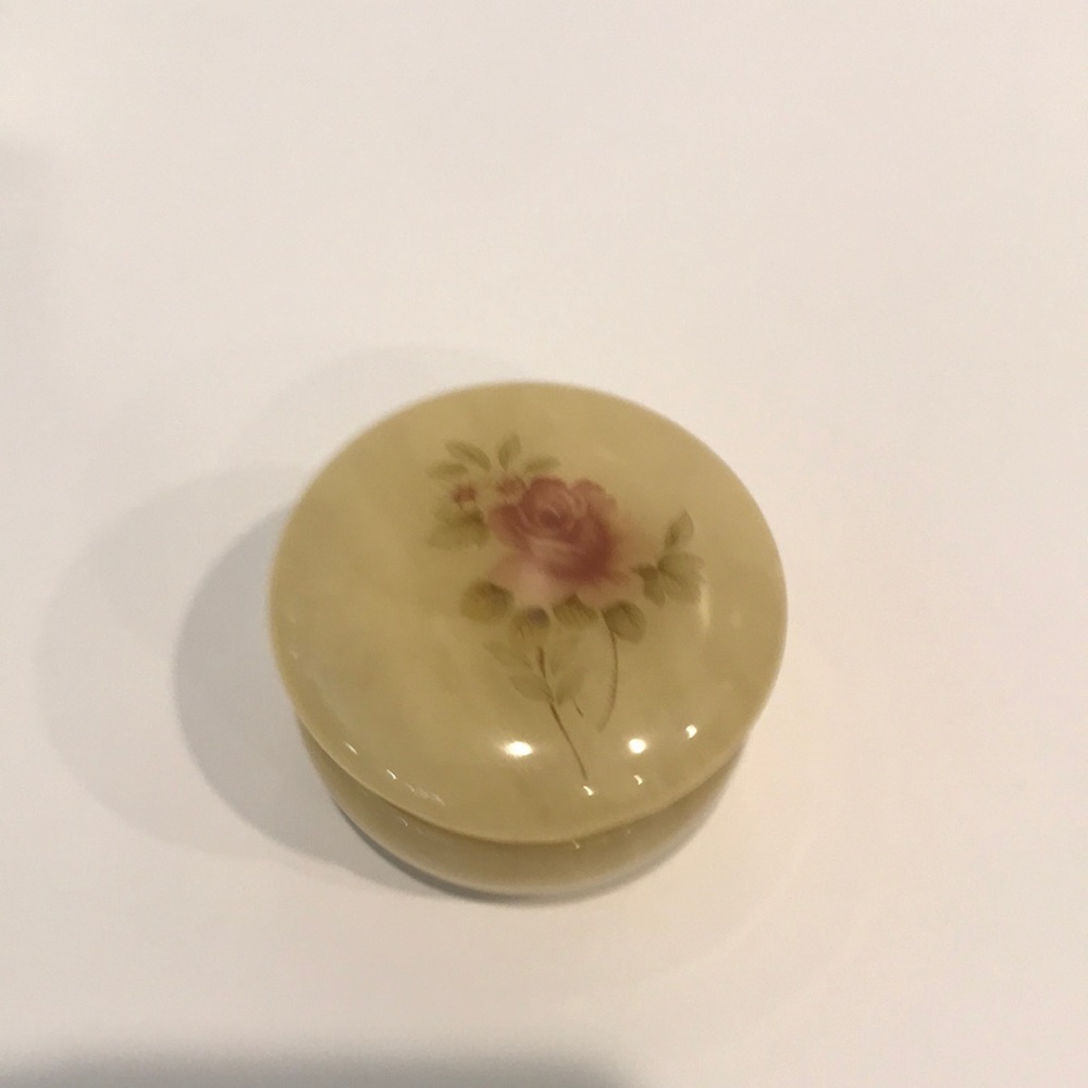 Genuine Alabaster hand carved made in Italy